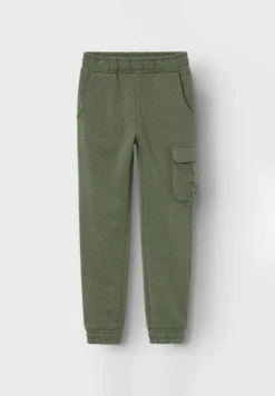 NAME IT Trainingsbroek - Rifle Green -NAME IT Winkel 1933d65e20ef4f6da87bb9de36a99eed scaled