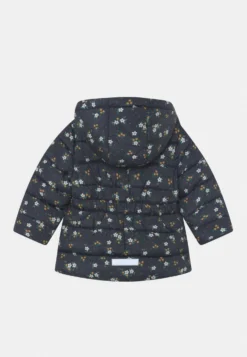 NAME IT Faux Fur Flower Jacket - Winterjas - Dark Sapphire 7 NAME IT Faux Fur Flower Jacket - Winterjas - Dark Sapphire -NAME IT Winkel 42545d8ca04f439b94109dc8734086e2 scaled