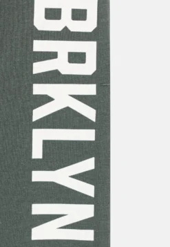 NAME IT Nkmvidar Pant - Trainingsbroek - Balsam Green -NAME IT Winkel 852660401dd8401491c8bd5a410bfa7d scaled