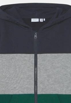 NAME IT Nkmtasmus - Sweater Met Rits - Forest Biome 5 NAME IT Nkmtasmus - Sweater Met Rits - Forest Biome -NAME IT Winkel 91283f5465e04f82a007c43b2d024a86