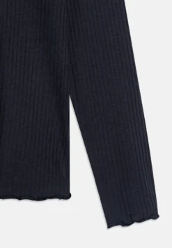 NAME IT Nkfvemma Set - Broek - Dark Sapphire 7 NAME IT Nkfvemma Set - Broek - Dark Sapphire -NAME IT Winkel baa5256e5271429cba823dcb17ab72fd scaled